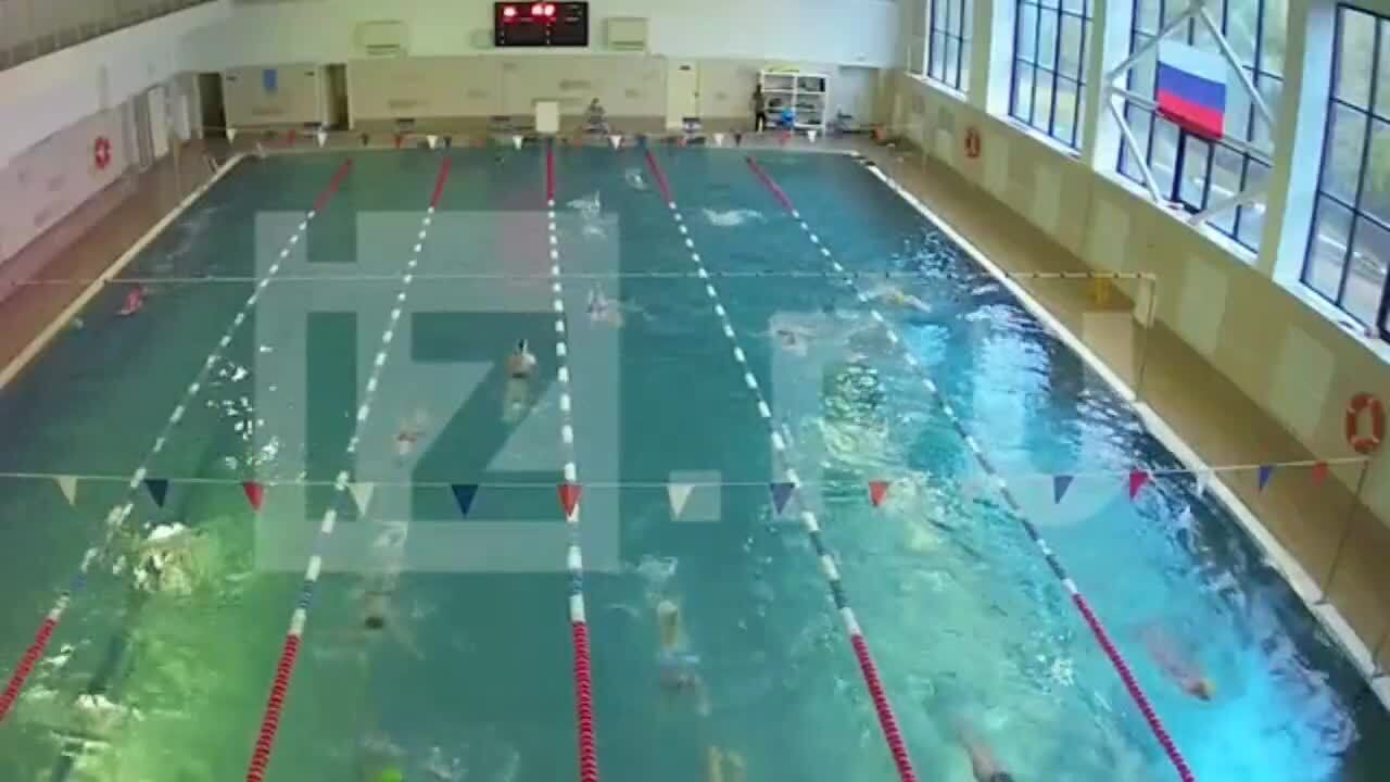 Тренер по плаванию. Девочка утонула в бассейне. Девушку утопили в бассейне. Проект утопленного бассейна 3 метра. Девочка утонула в подольске.