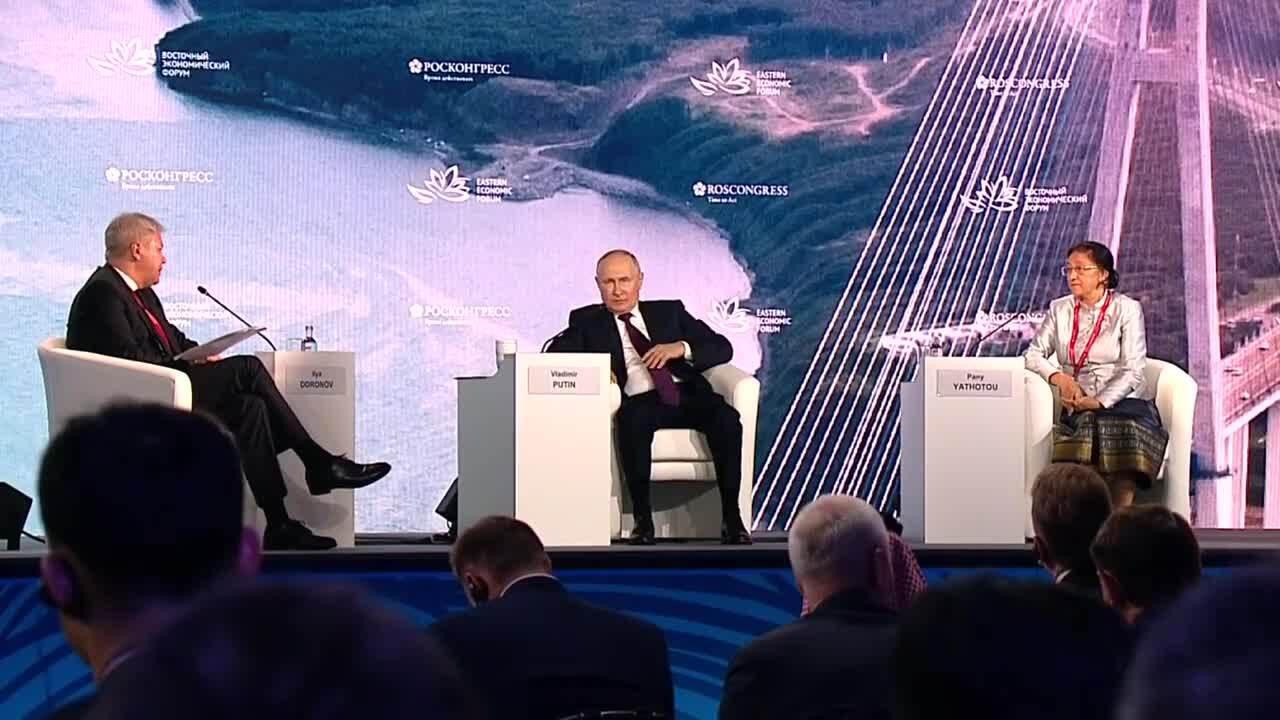 Стоимость зерна за тонну в 21 году 14000 руб., в 22 году 10000 руб., в ...