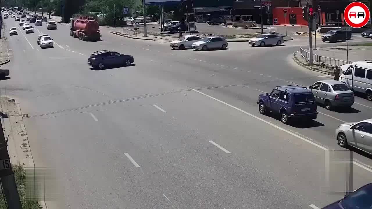 Дорога опасное место. ДТП. Подборка записей видеорегистраторов.