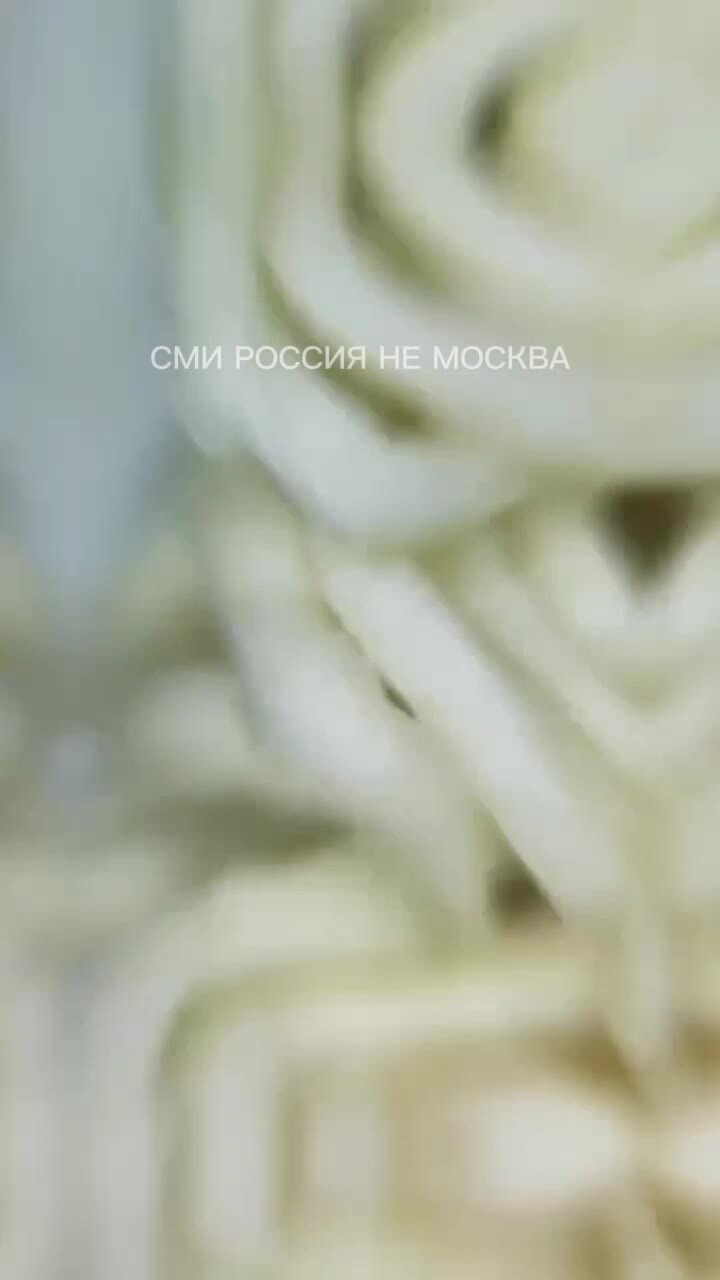 Вот как выглядит доширак под микроскопом