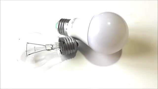 УЖАСНО простая СХЕМА питания диодоной ЛАМПОЧКИ через линейный ...