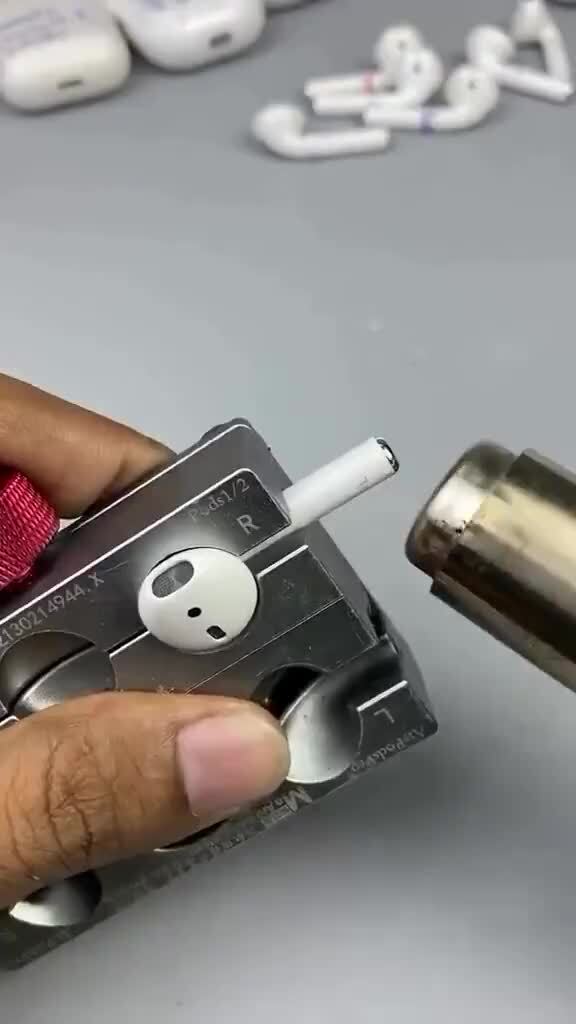 Замена батареи в беспроводных наушниках | Иванов Иван Иванович, 04 ...